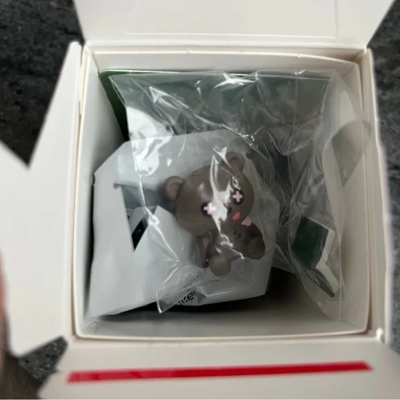 Minions Bedtime Stories by Bob and Tim Series: Spooky Wives Tales Figurine - Picture 6 of 8